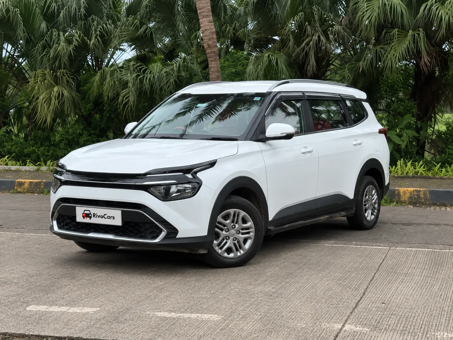 Kia Carens Auto 2025
