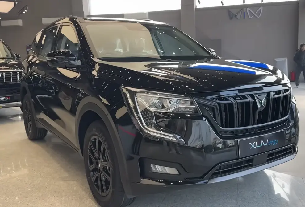 Mahindra XUV 700 AX7L Auto 2026