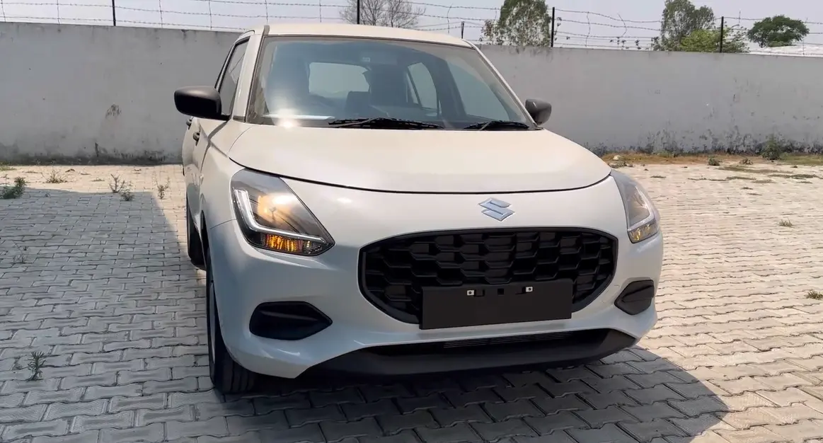 Maruti Suzuki Swift Auto 2025