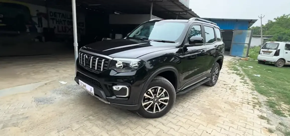 Mahindra Scorpio N Z6 Sunroof 2025