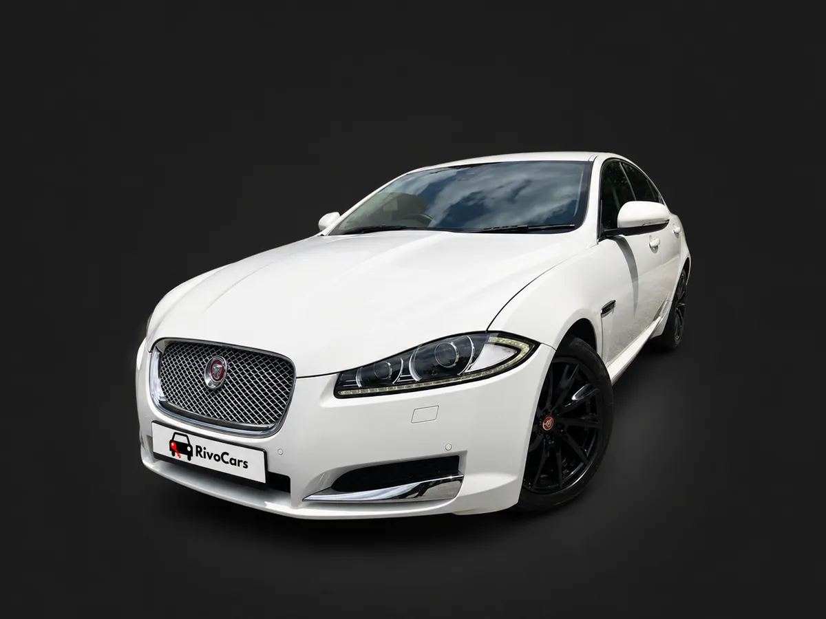 Vivek Jaguar XF 2014