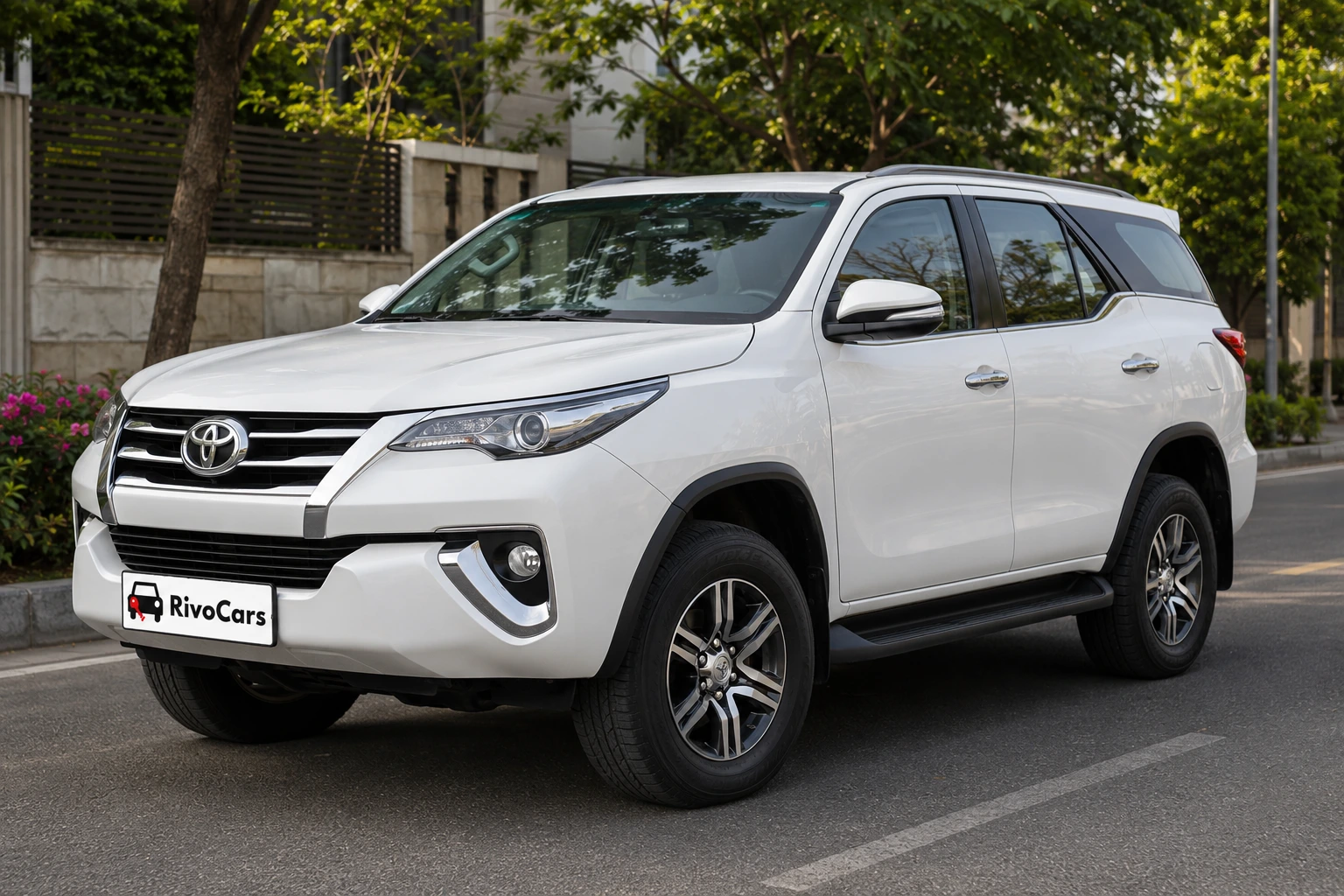 Pratik Toyota Fortuner 2021